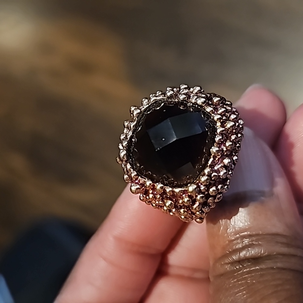 Beautiful Goldstone beaded black onyx ladies ring!!